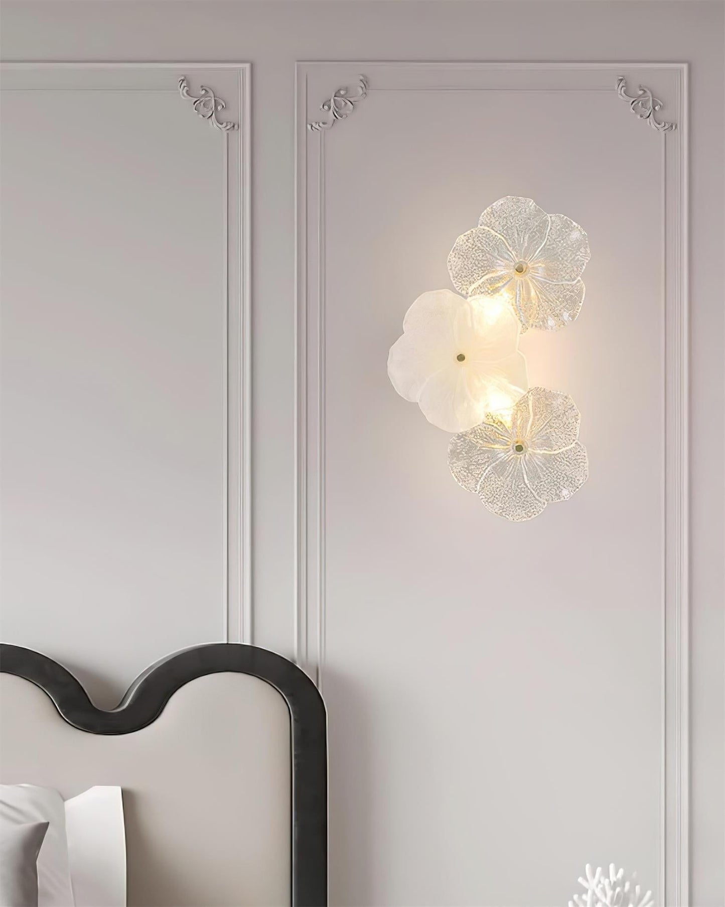 Floral Wall Lamp Art Deco with Glass Flower Shades