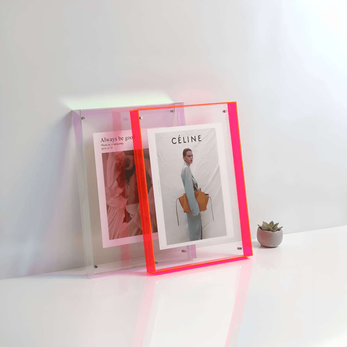 Acrylic Photo Frame Minimalist Magnetic Wall Mount and Freestanding