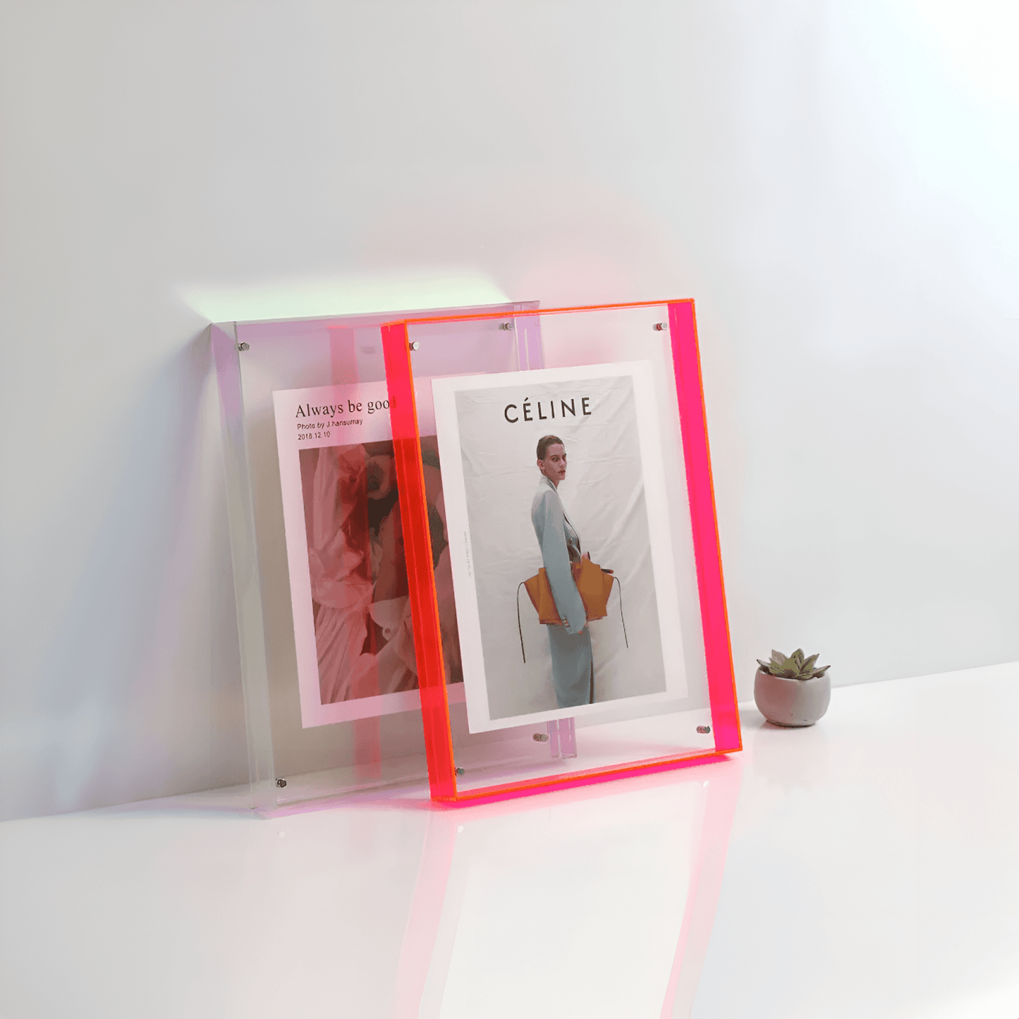 Acrylic Photo Frame Minimalist Magnetic Wall Mount and Freestanding