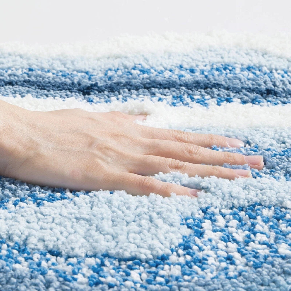 Bath Mat with Anti-Slip Bottom and Coastal Wave Design