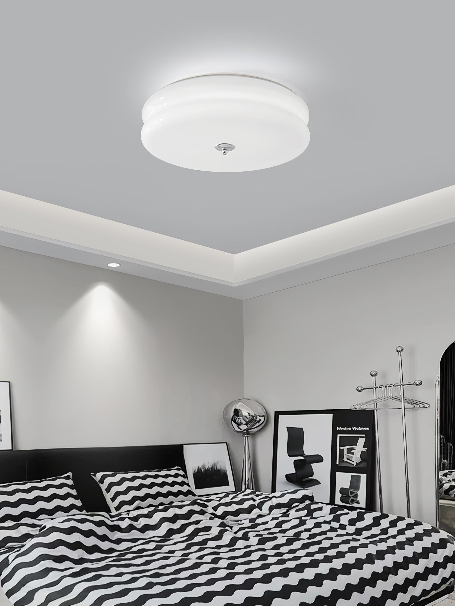 Ceiling Lamp Art Deco Vintage with Glass Shade and Round Layered Design