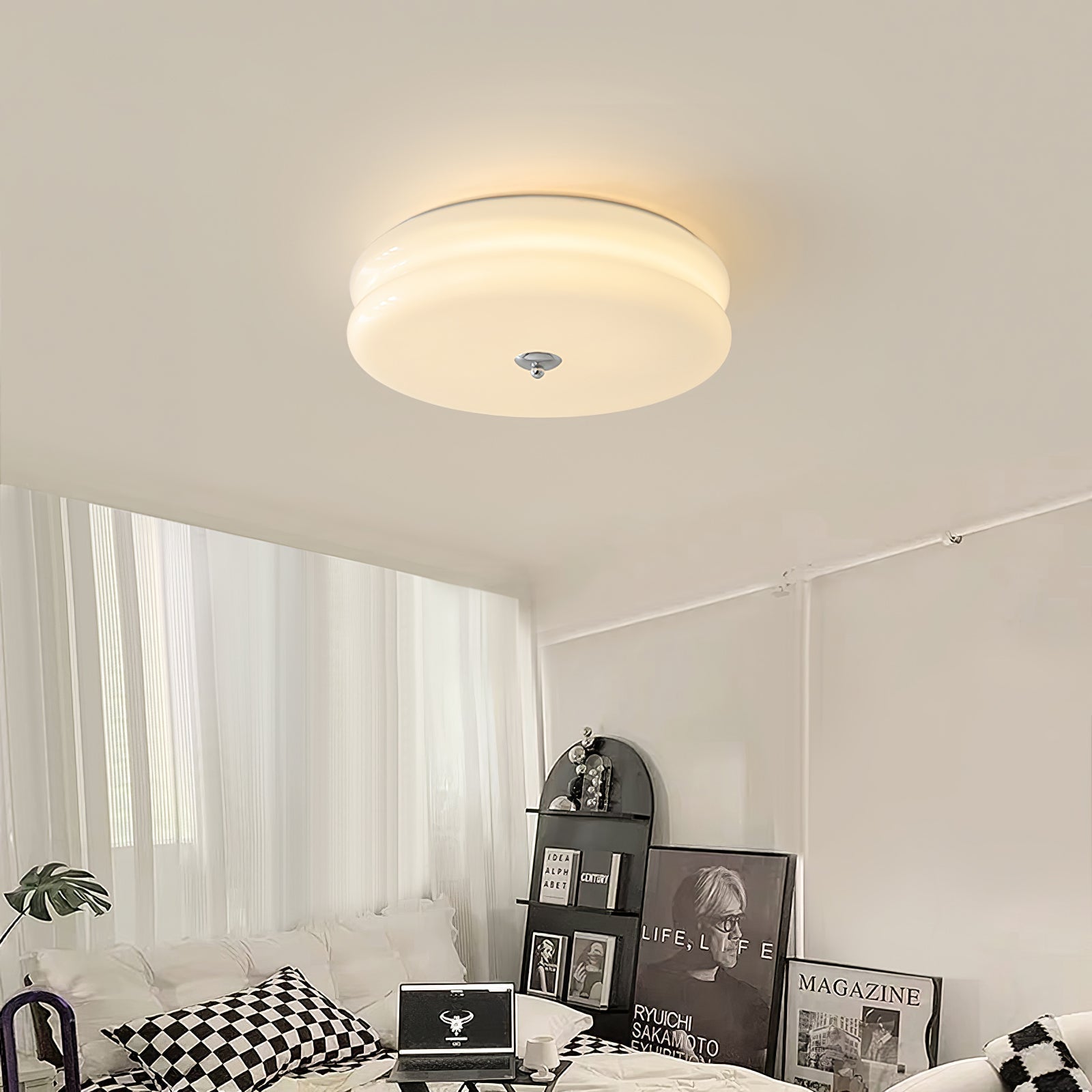 Ceiling Lamp Art Deco Vintage with Glass Shade and Round Layered Design