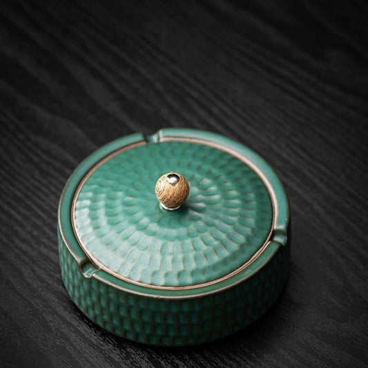 Ceramic Ashtray with Lid and Textured Glaze Pattern, Round