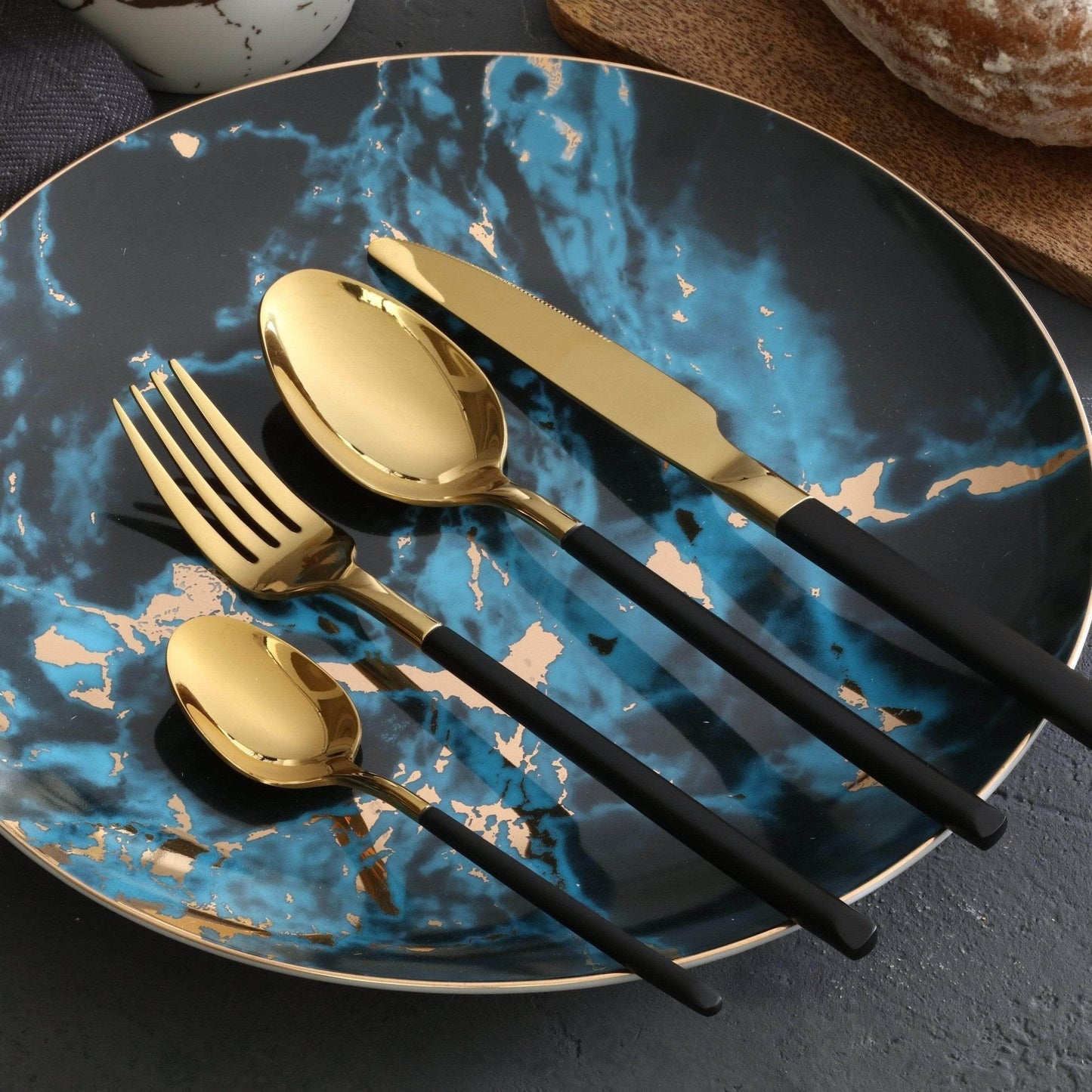 Cutlery Set with Gold Finish and Colored Handles, 16 or 24 Piece