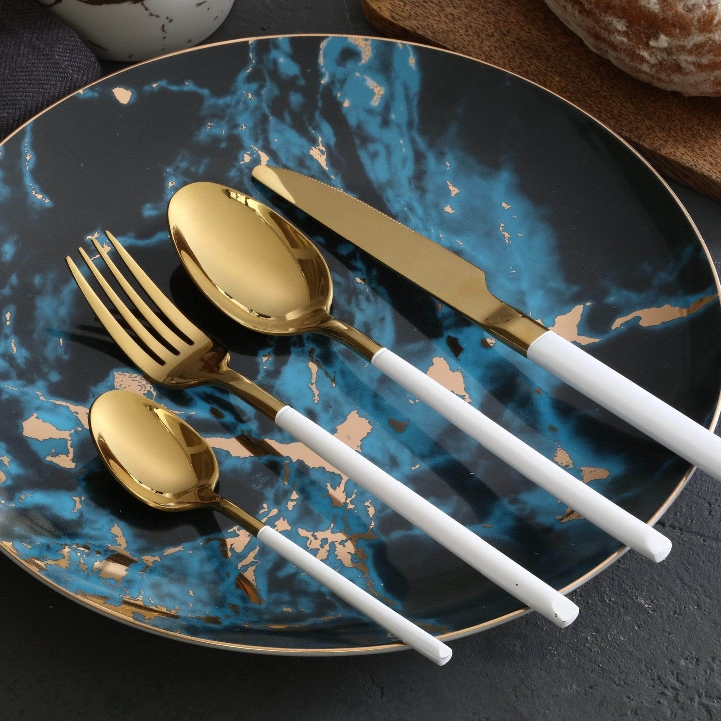 Cutlery Set with Gold Finish and Colored Handles, 16 or 24 Piece