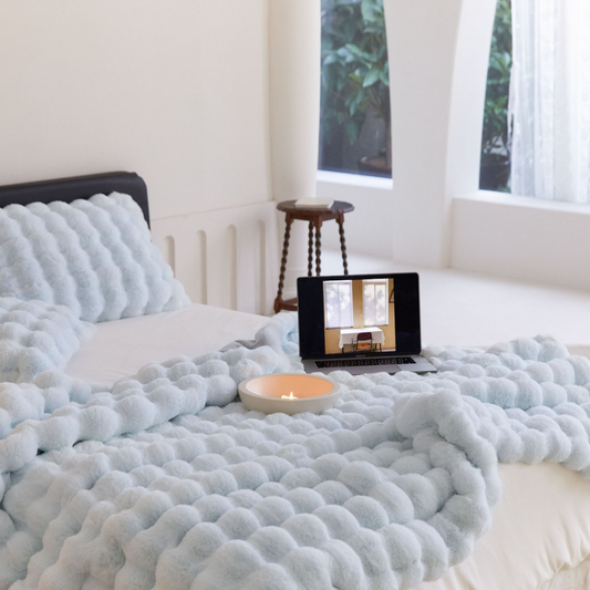 Faux Fur Throw Blanket with Bubble Texture and Double-Sided Plush