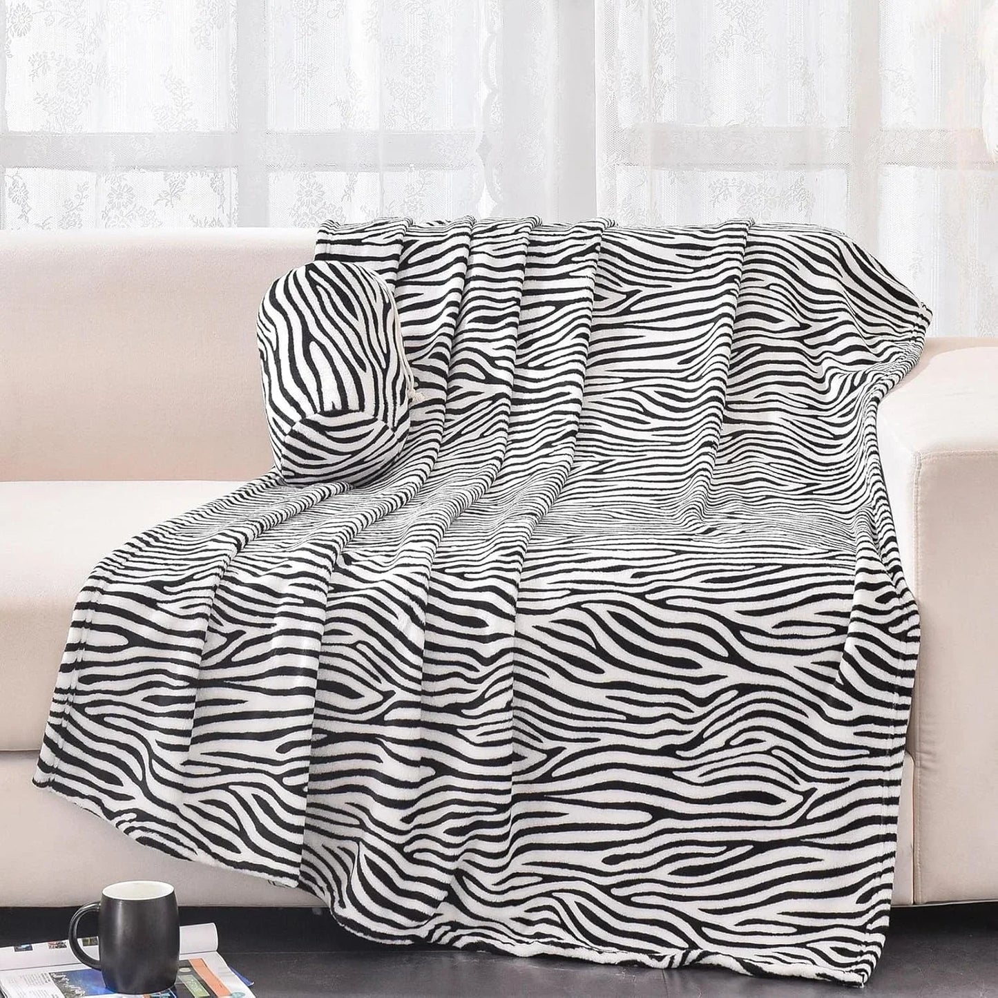 Flannel Throw Blanket with Animal Print Pattern for Sofa and Bed