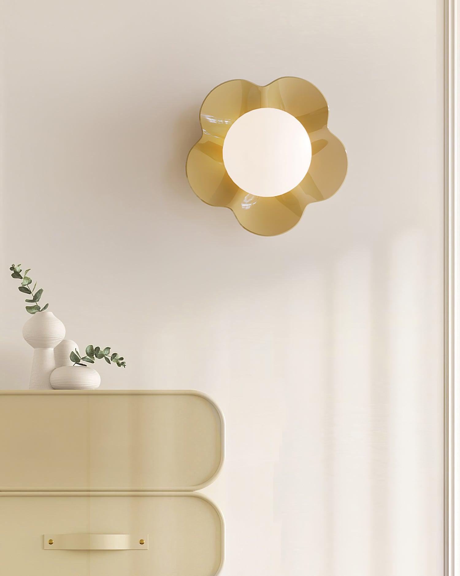 Flower Wall Lamp Bohemian with Globe Light and Flower Shape