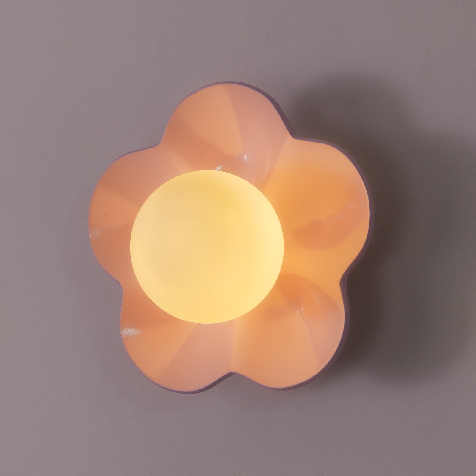 Flower Wall Lamp Bohemian with Globe Light and Flower Shape