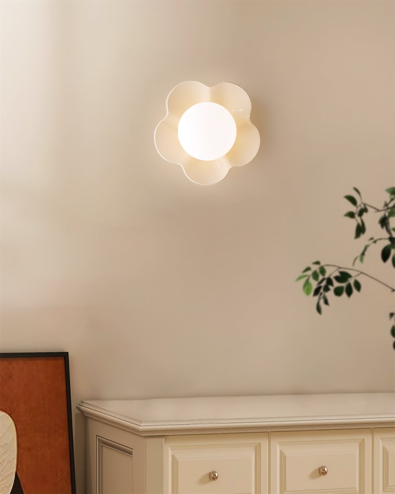 Flower Wall Lamp Bohemian with Globe Light and Flower Shape