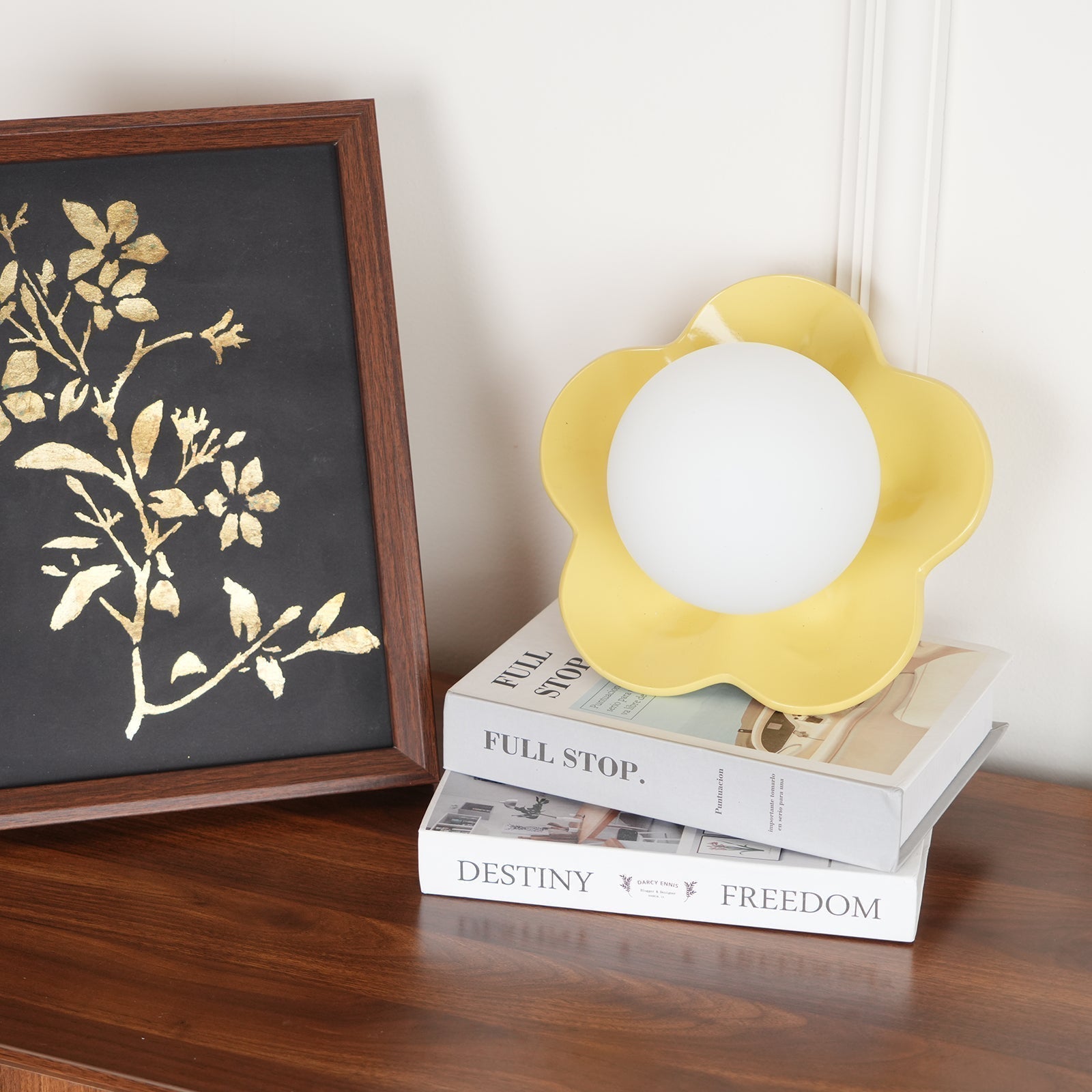 Flower Wall Lamp Bohemian with Globe Light and Flower Shape