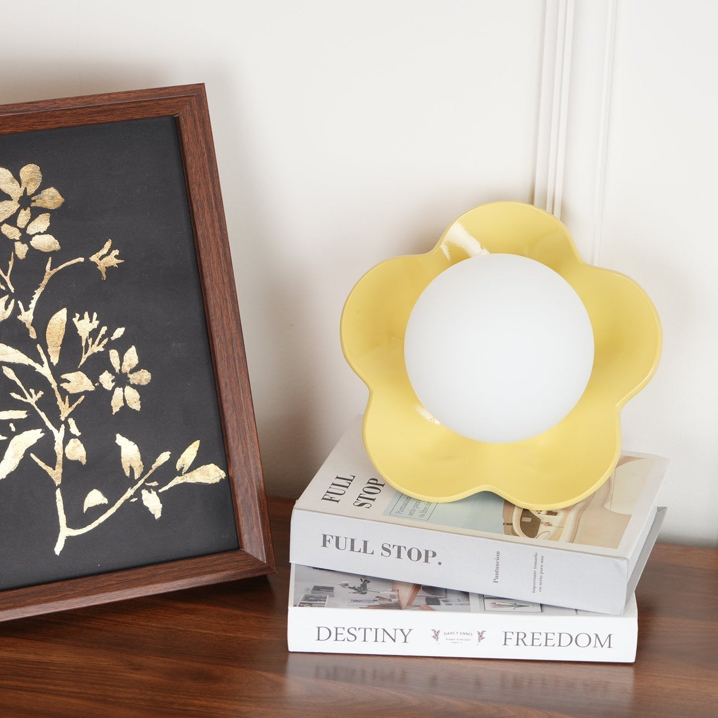Flower Wall Lamp Bohemian with Globe Light and Flower Shape