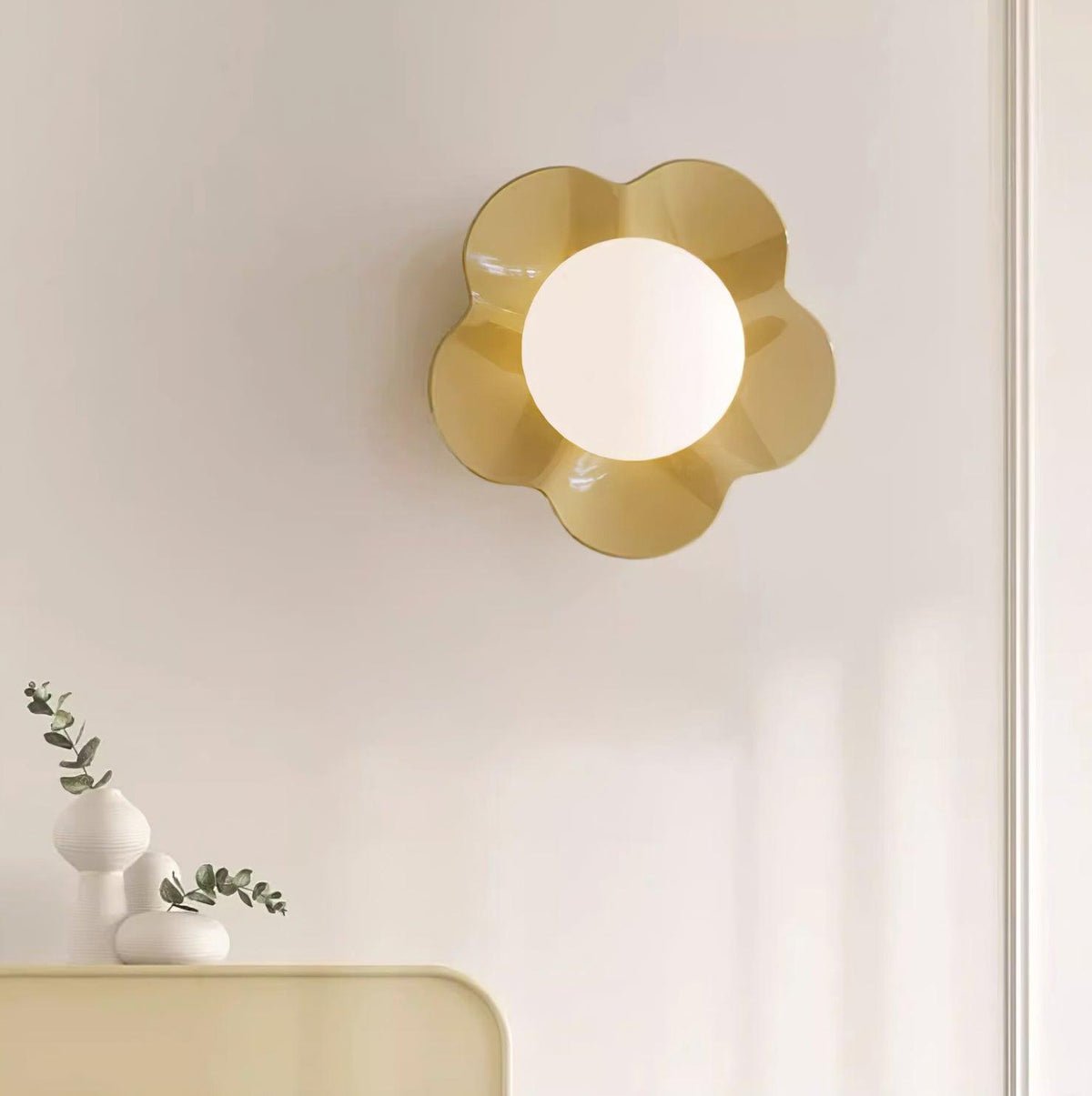 Flower Wall Lamp Bohemian with Globe Light and Flower Shape ##POS:73##