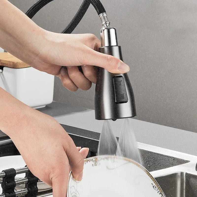 Kitchen Faucet with Pull-Out Spray Head and 360° Swivel