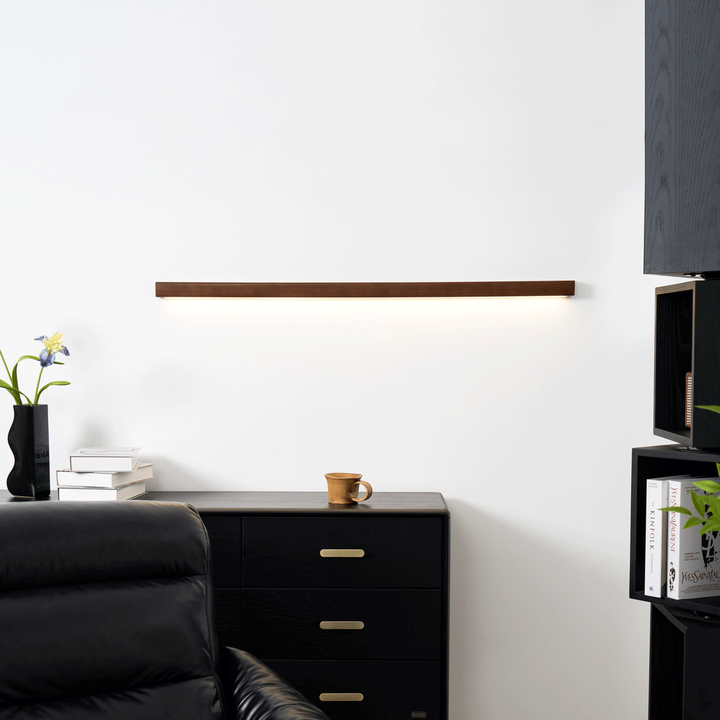 Linear Wood Wall Light Scandinavian Dual-Mount LED Bar Sconce with Frosted Diffuser