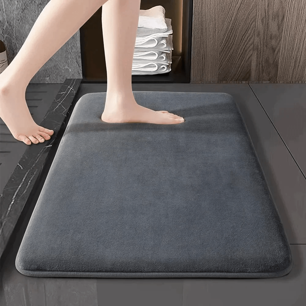 Memory Foam Bath Mat with Non-Slip Backing and Absorbent Plush Top