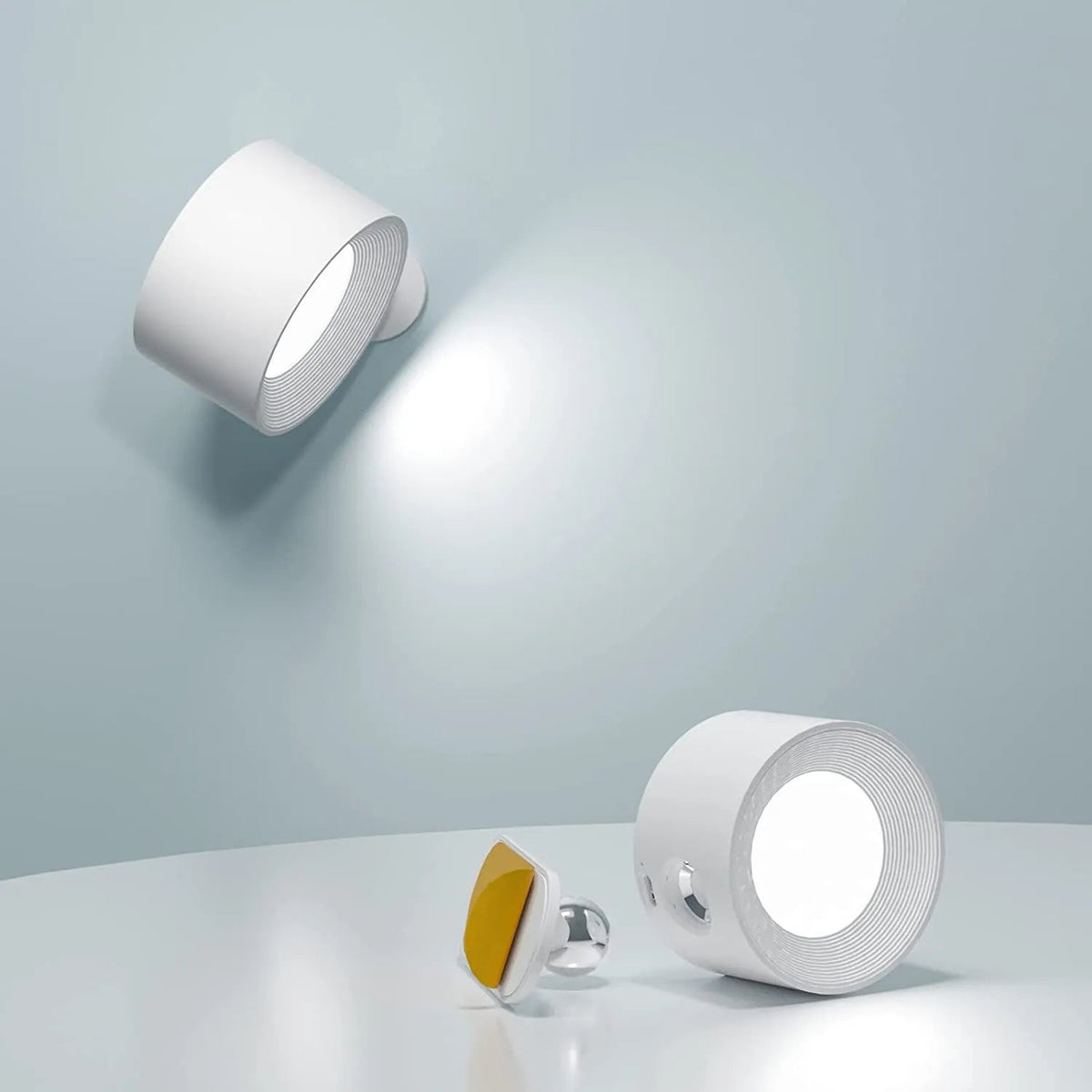 Minimalist Cordless LED Wall Lamp with Magnetic Mount