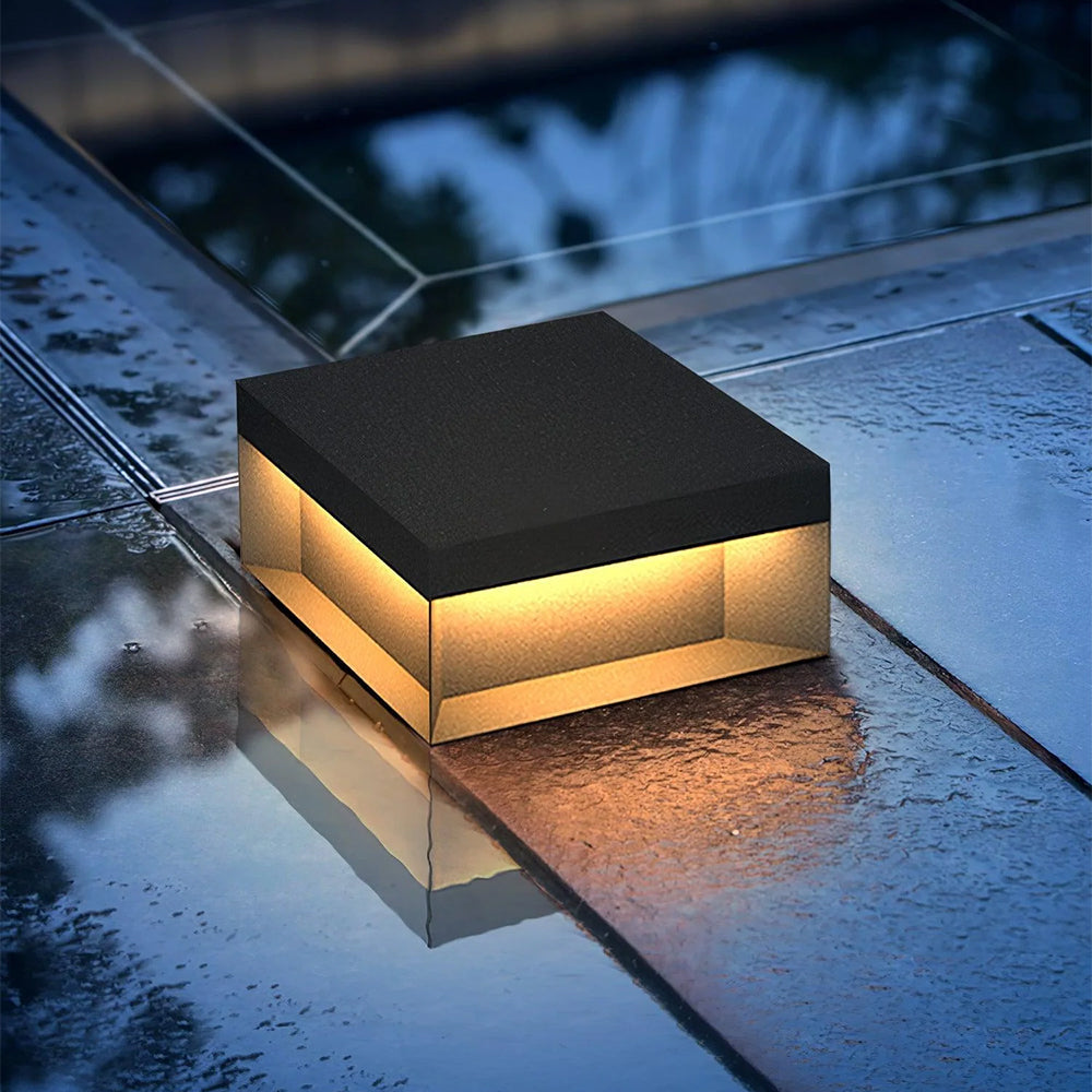 Modern Solar Outdoor Post Light with Square Black Box Shape