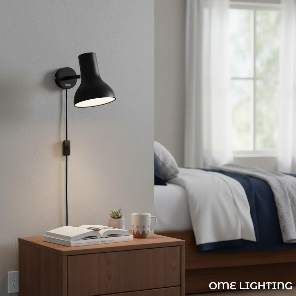 Modern Wall Lamp with Metal Shade
