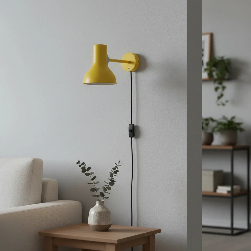Modern Wall Lamp with Metal Shade