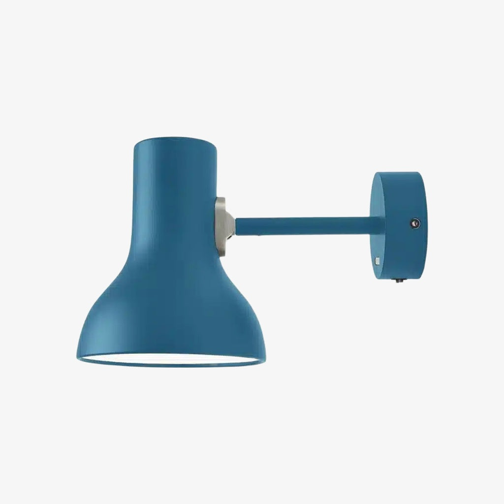 Modern Wall Lamp with Metal Shade