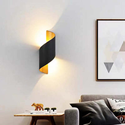 Modern Wall Lamp with Spiral Shape and Metal Body