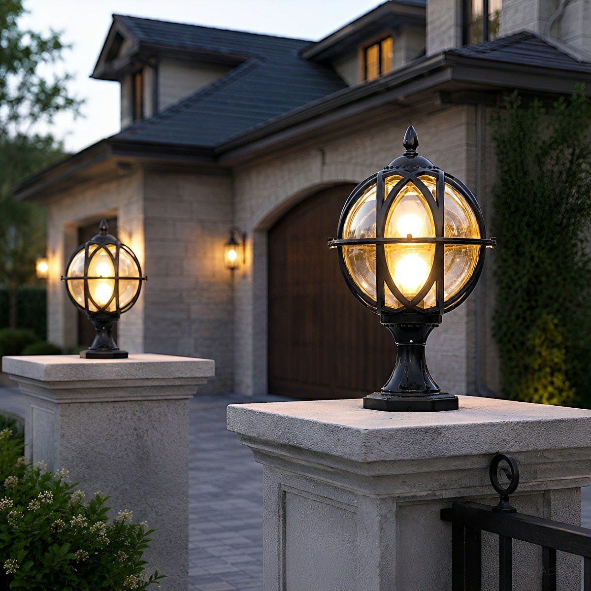 Outdoor Globe Post Cap Lamp Vintage with E27 Fitting for Fence and Gate Pillars