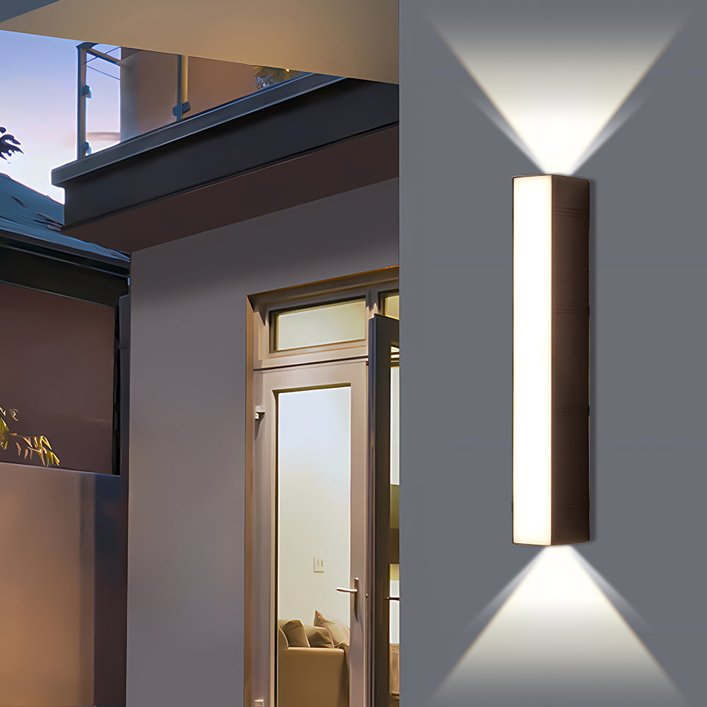 Outdoor LED Wall Light Modern Up Down with Integrated LED for Garden and Patio