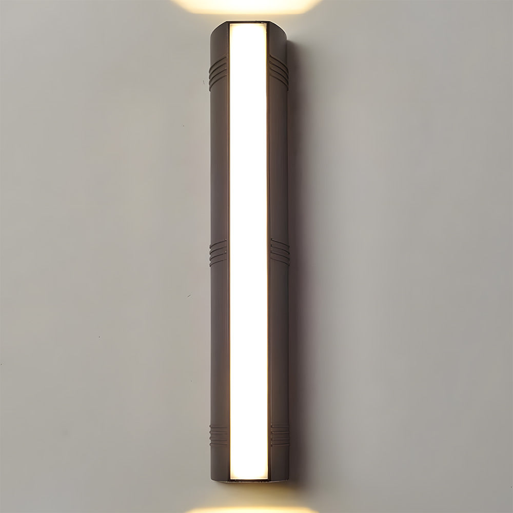 Outdoor LED Wall Light Modern Up Down with Integrated LED for Garden and Patio