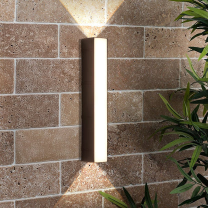 Outdoor LED Wall Light Modern Up Down with Integrated LED for Garden and Patio