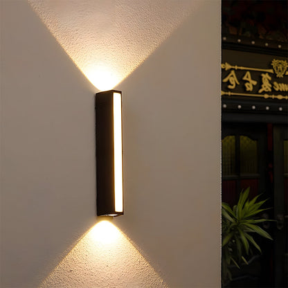 Outdoor LED Wall Light Modern Up Down with Integrated LED for Garden and Patio