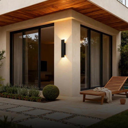 Outdoor LED Wall Light with Up Down Beam and IP65 Rating