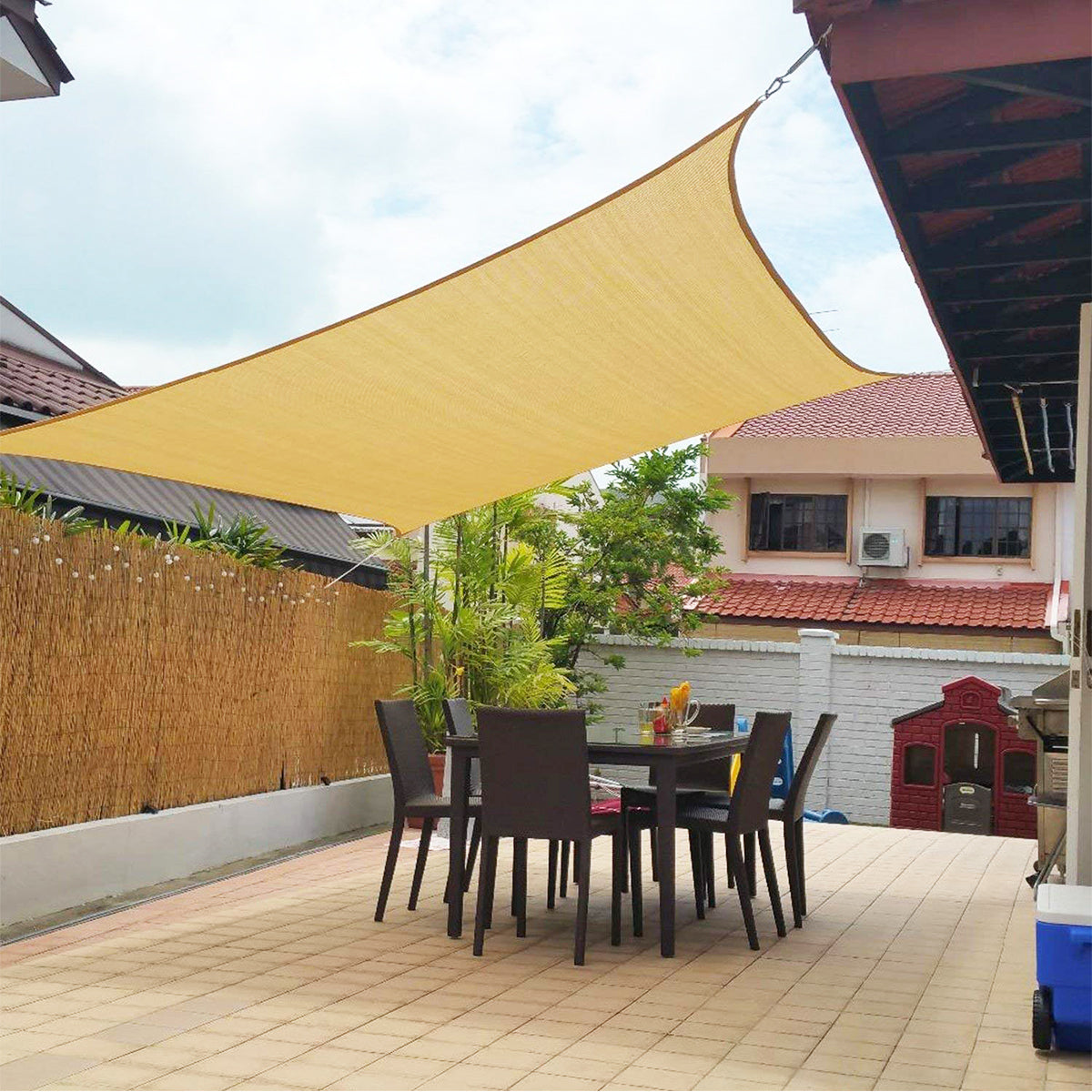 Outdoor Sun Shade Sail for Patio, Garden and Balcony with Mounting Kit