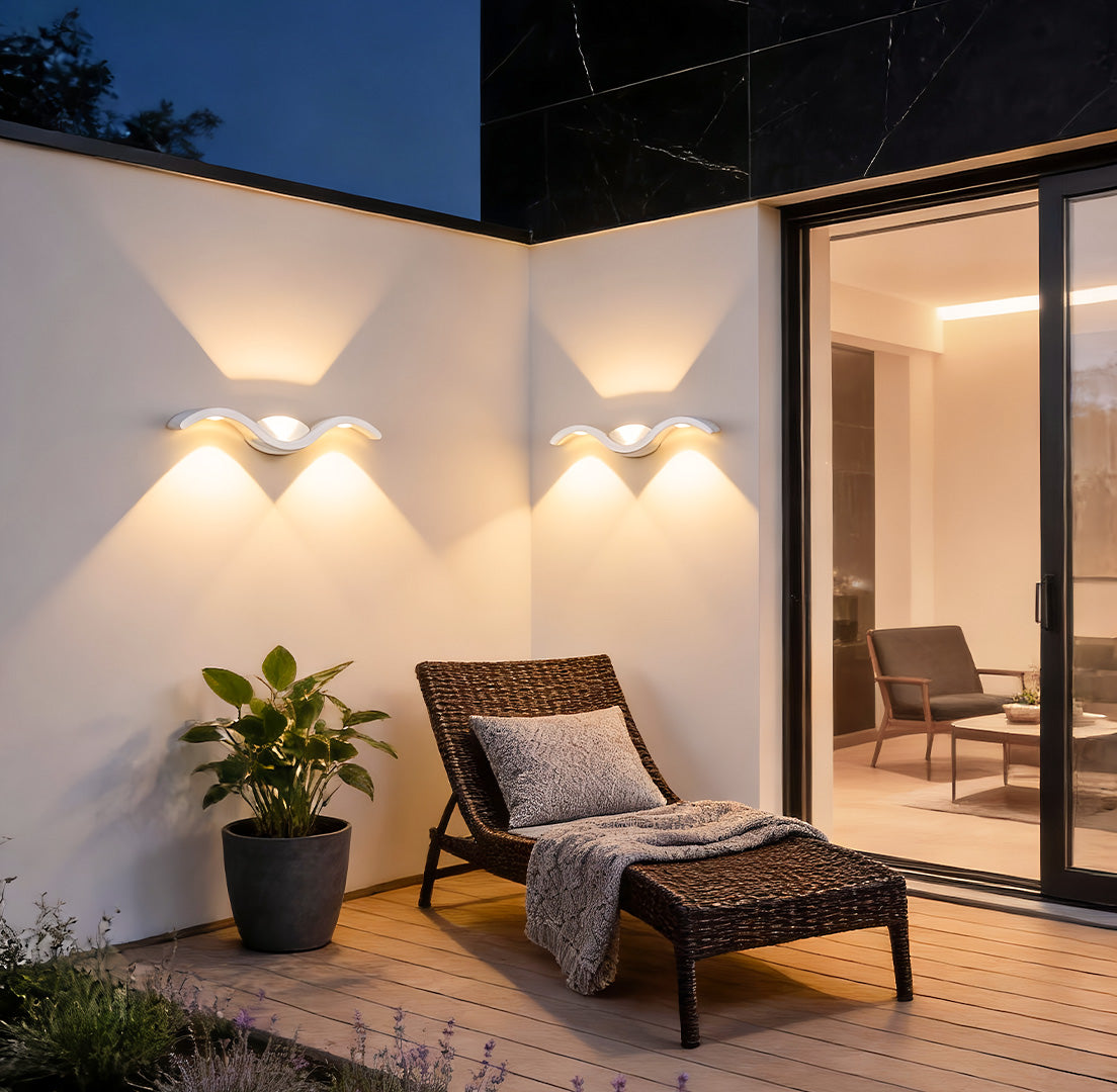 Outdoor Wall Lamp Modern with Wave Design and Bidirectional LED Lighting