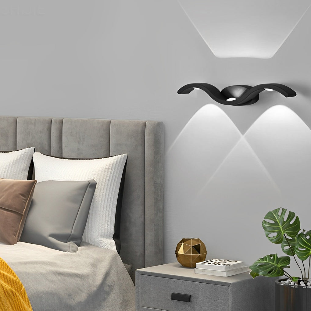 Outdoor Wall Lamp Modern with Wave Design and Bidirectional LED Lighting