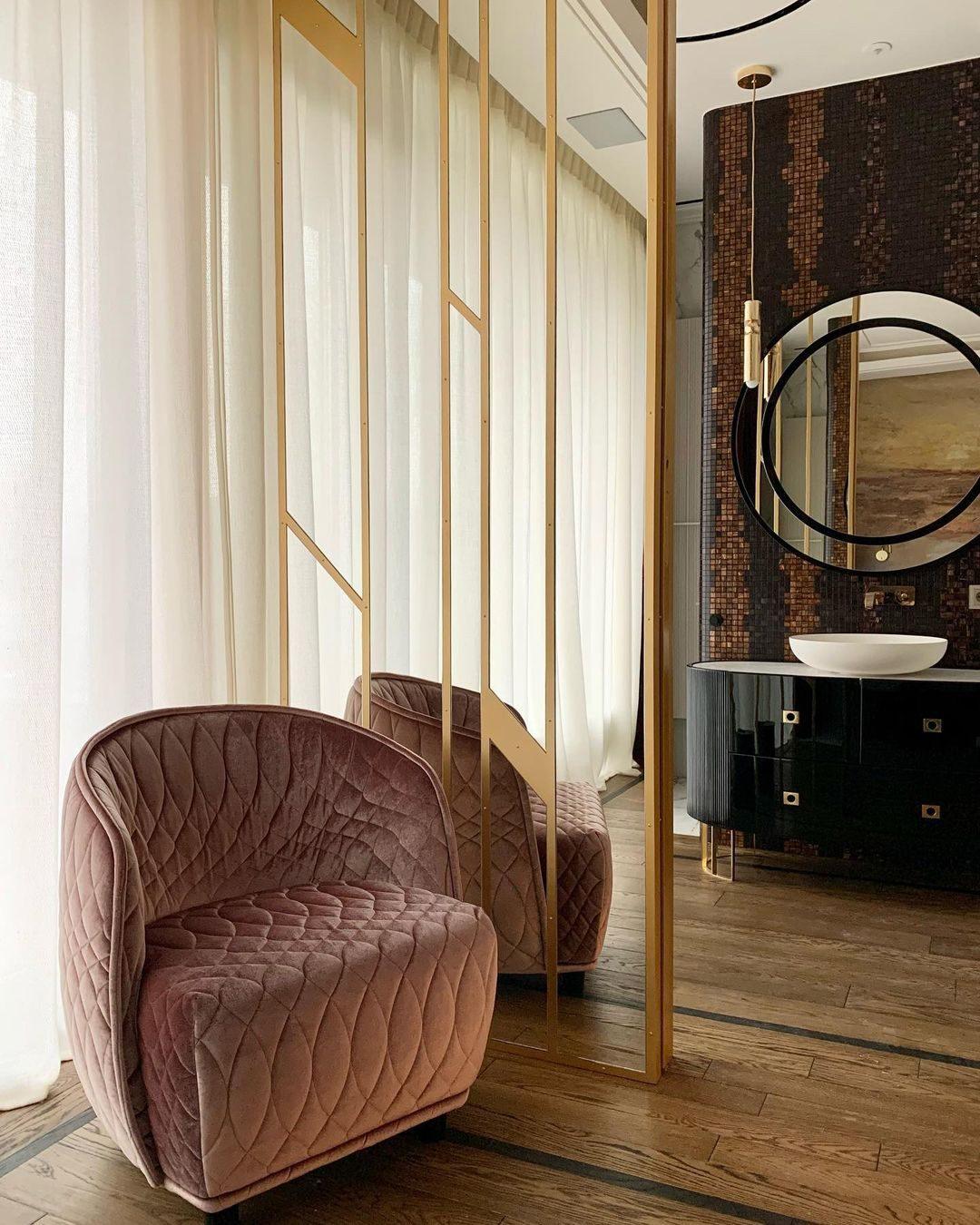 Pendant Lamp Modern with Cylindrical Body and Sphere Detail