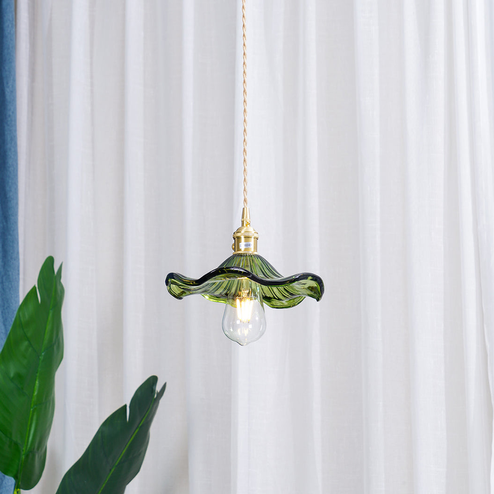 Pendant Lamp Vintage with Flower-Shaped Fluted Glass Shade and Brass Fitting