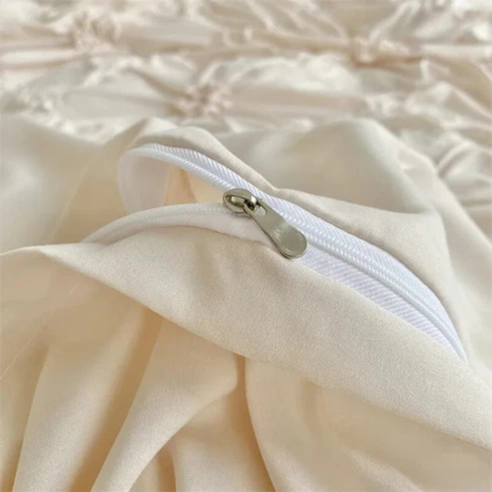 Pinch Pleat Duvet Cover Set with Ruffle Flower Texture and Zipper Closure