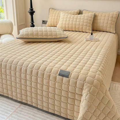 Quilted Bedspread with Square Texture Pattern and Pillowcase Set