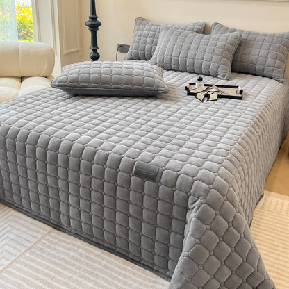 Quilted Bedspread with Square Texture Pattern and Pillowcase Set