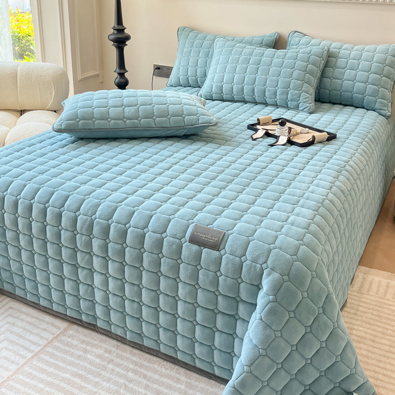 Quilted Bedspread with Square Texture Pattern and Pillowcase Set