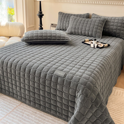 Quilted Bedspread with Square Texture Pattern and Pillowcase Set