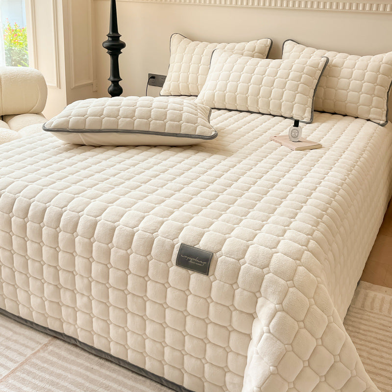 Quilted Bedspread with Square Texture Pattern and Pillowcase Set