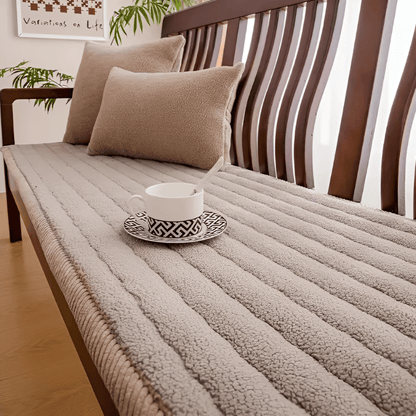 Quilted Non-Slip Sofa Cover with Pet and Furniture Protection