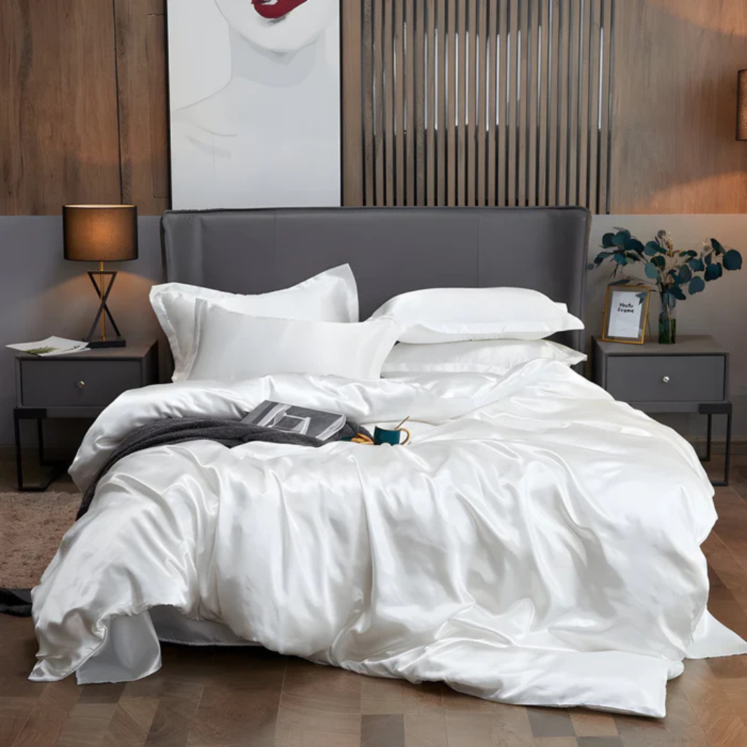 Satin-Look Duvet Cover Set with Pillowcases for Double and King Beds