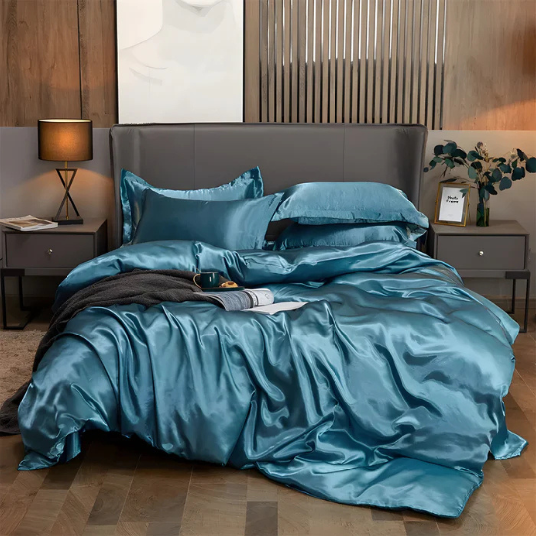 Satin-Look Duvet Cover Set with Pillowcases for Double and King Beds
