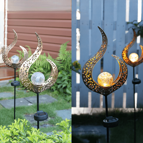 Solar Garden Lamp with Flame-Shaped Metal Shade and Crackle Glass Ball