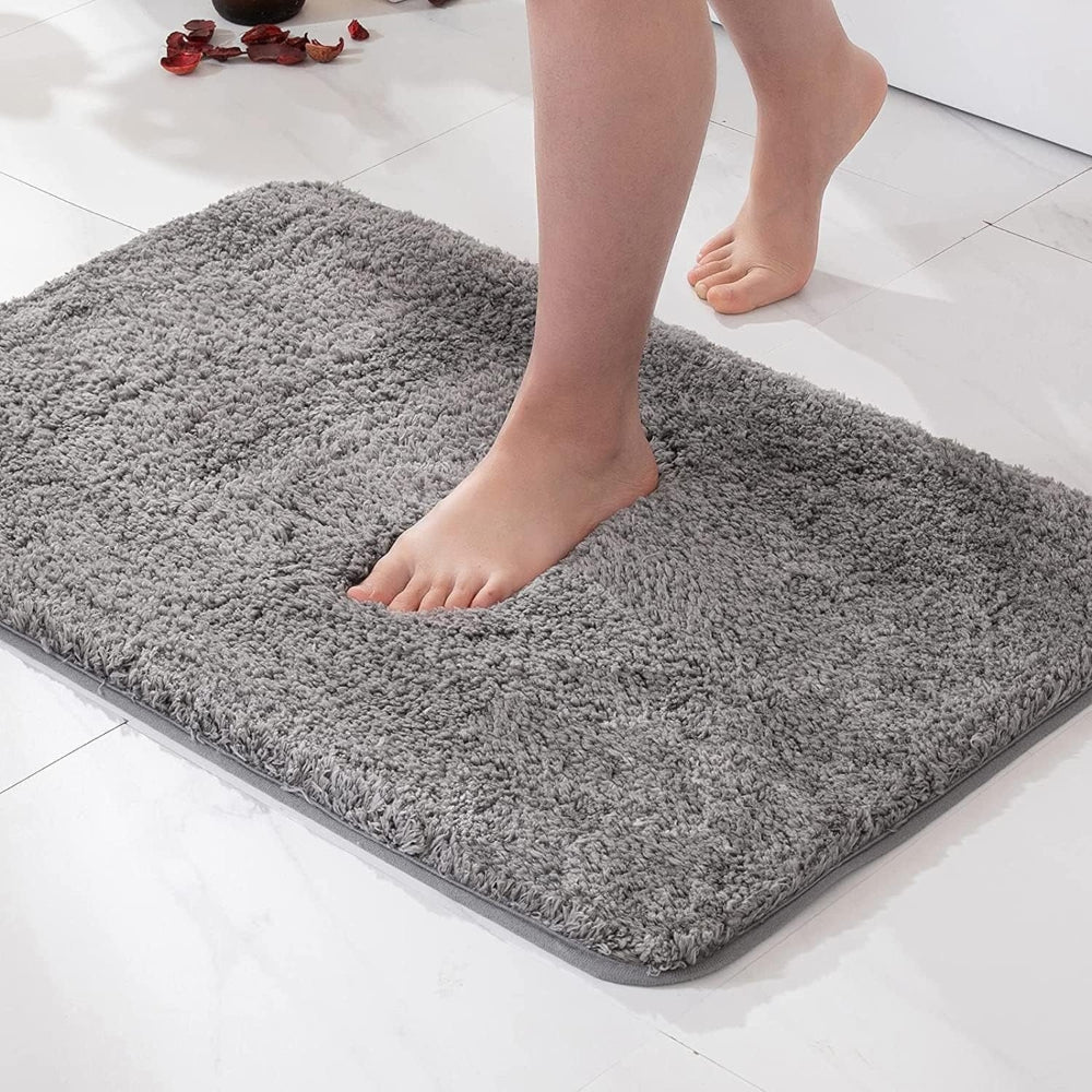 Thick Plush Bath Mat with Non-Slip Backing and High Absorbency