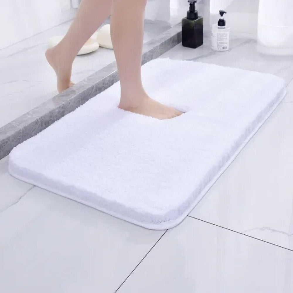 Thick Plush Bath Mat with Non-Slip Backing and High Absorbency
