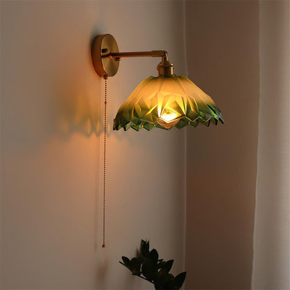Wall Lamp Art Deco with Glass Shade and Pull Chain Switch